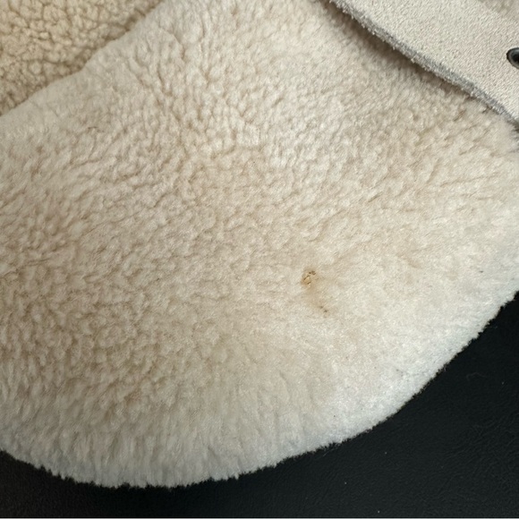 STEVE MADDEN Women’s Off White Nina Buckle Slip On Faux Fur Clogs Shoes 6.5 - Picture 2 of 11